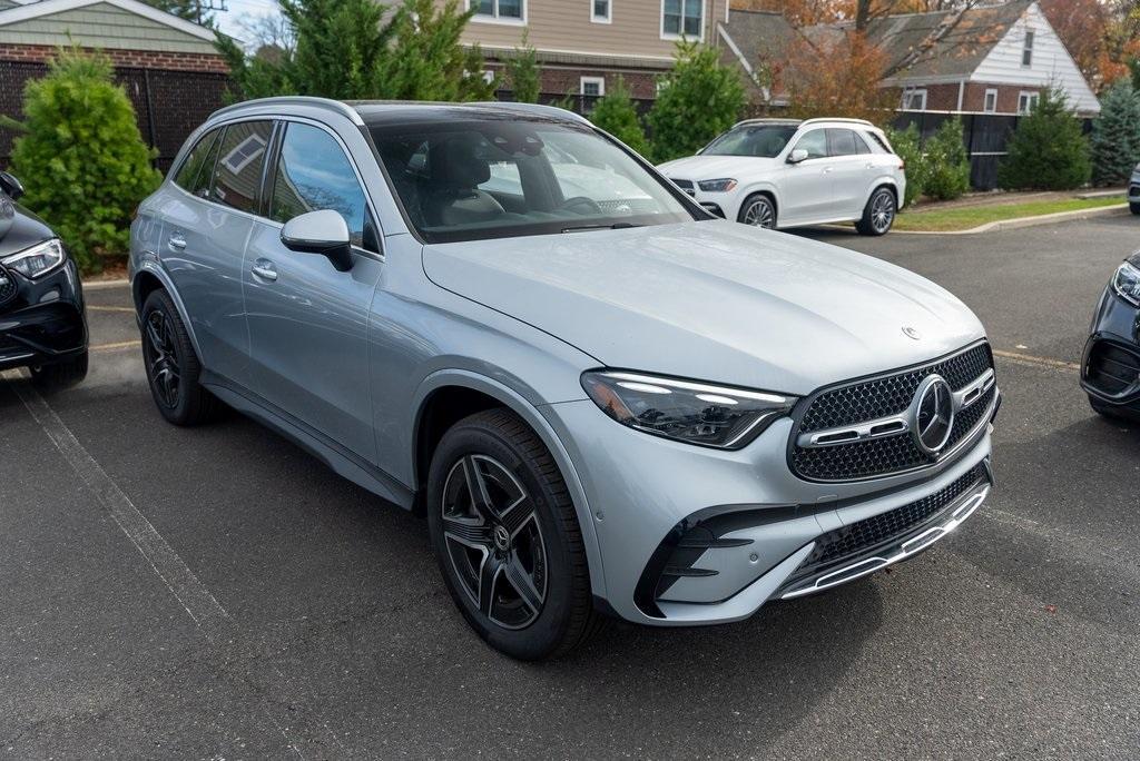 new 2024 Mercedes-Benz GLC 300 car, priced at $65,025