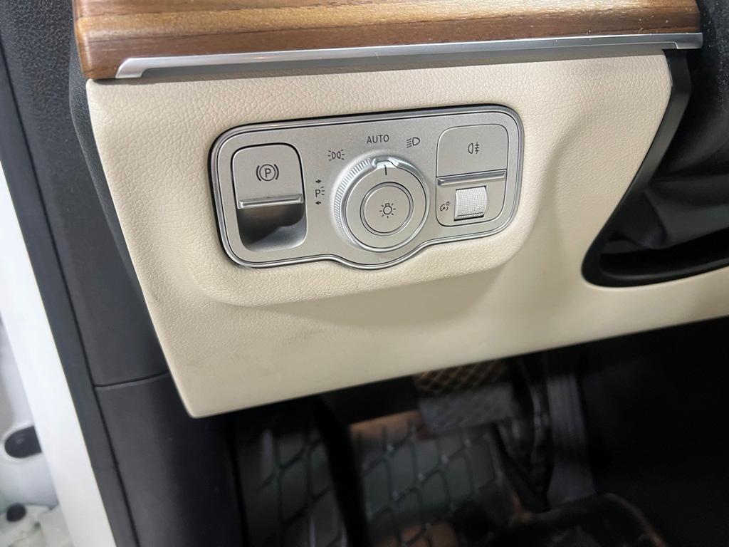 used 2023 Mercedes-Benz GLE 350 car, priced at $47,995