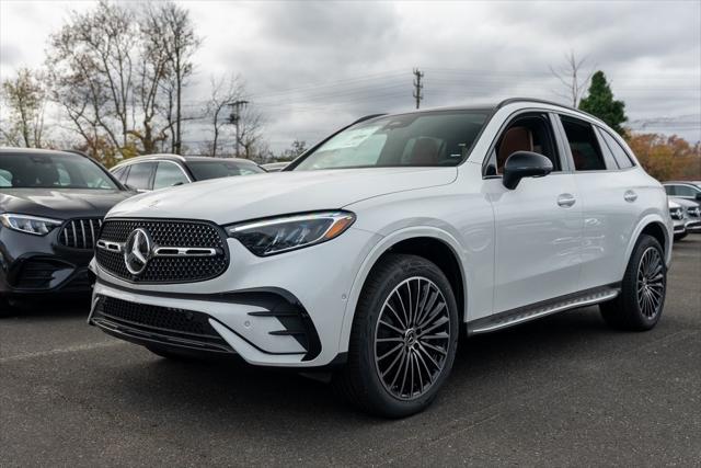 new 2024 Mercedes-Benz GLC 300 car, priced at $65,250