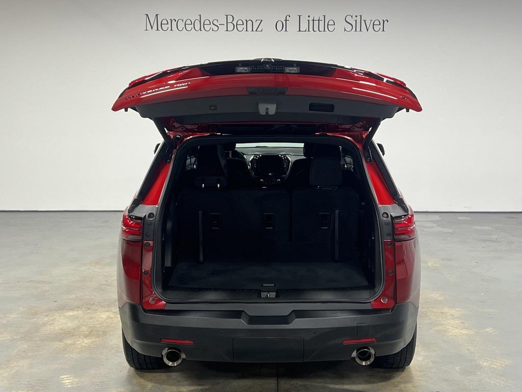 used 2023 Chevrolet Traverse car, priced at $32,995