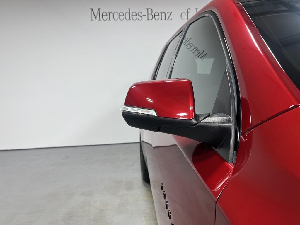 used 2023 Chevrolet Traverse car, priced at $32,995