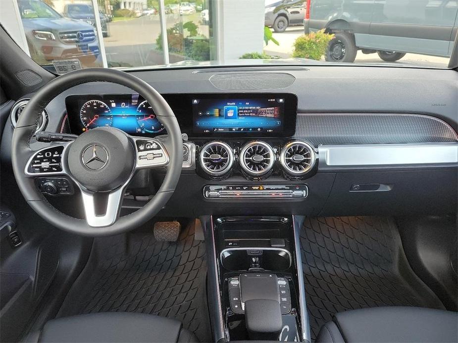 used 2022 Mercedes-Benz GLB 250 car, priced at $35,495