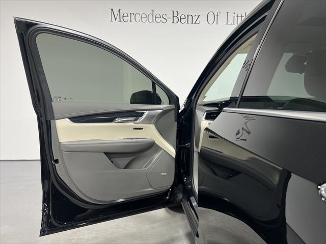 used 2022 Cadillac XT6 car, priced at $38,995
