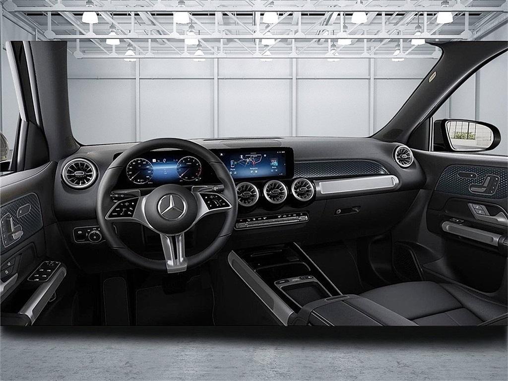 new 2025 Mercedes-Benz GLB 250 car, priced at $51,095