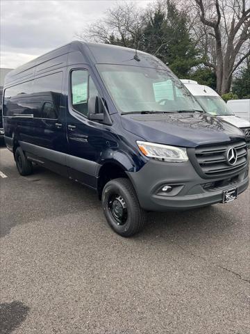 new 2024 Mercedes-Benz Sprinter 2500 car, priced at $78,913