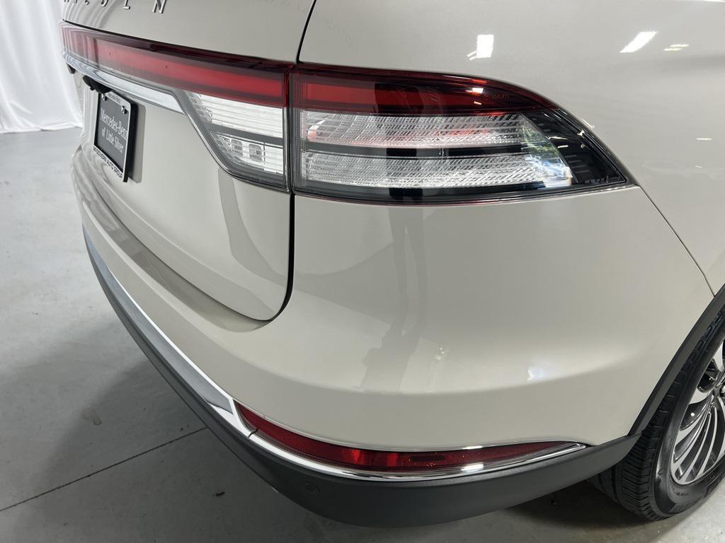 used 2022 Lincoln Aviator car, priced at $37,995