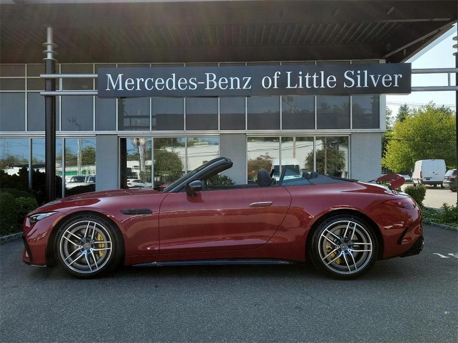 new 2024 Mercedes-Benz AMG SL 55 car, priced at $162,535