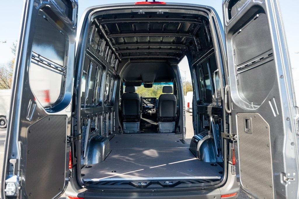 new 2024 Mercedes-Benz Sprinter 2500 car, priced at $73,376