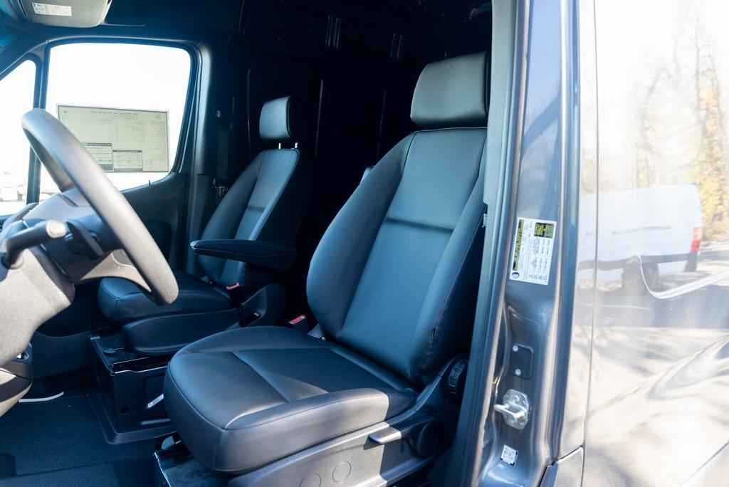 new 2024 Mercedes-Benz Sprinter 2500 car, priced at $73,376