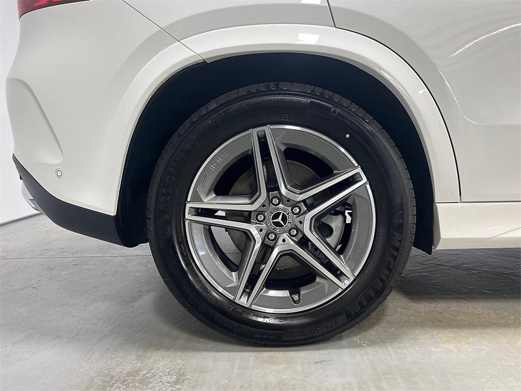 used 2025 Mercedes-Benz GLE 450 car, priced at $71,595