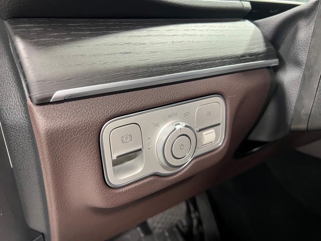 used 2023 Mercedes-Benz GLE 350 car, priced at $56,995
