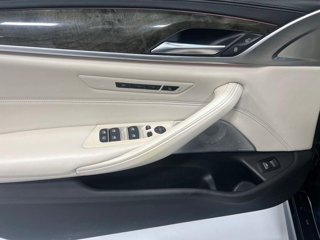 used 2019 BMW M550 car, priced at $32,830