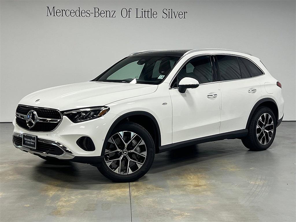 used 2025 Mercedes-Benz GLC 350e car, priced at $61,974