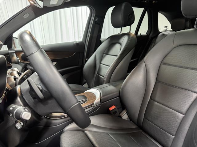 used 2022 Mercedes-Benz GLC 300 car, priced at $35,995