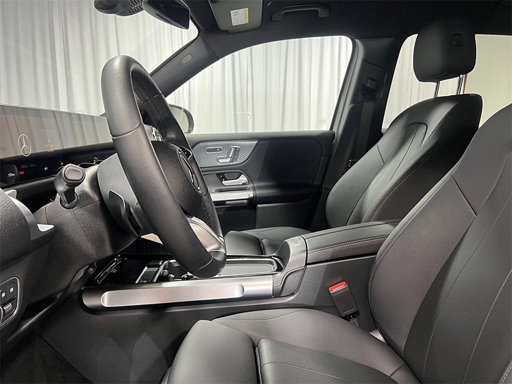 used 2025 Mercedes-Benz GLB 250 car, priced at $42,350