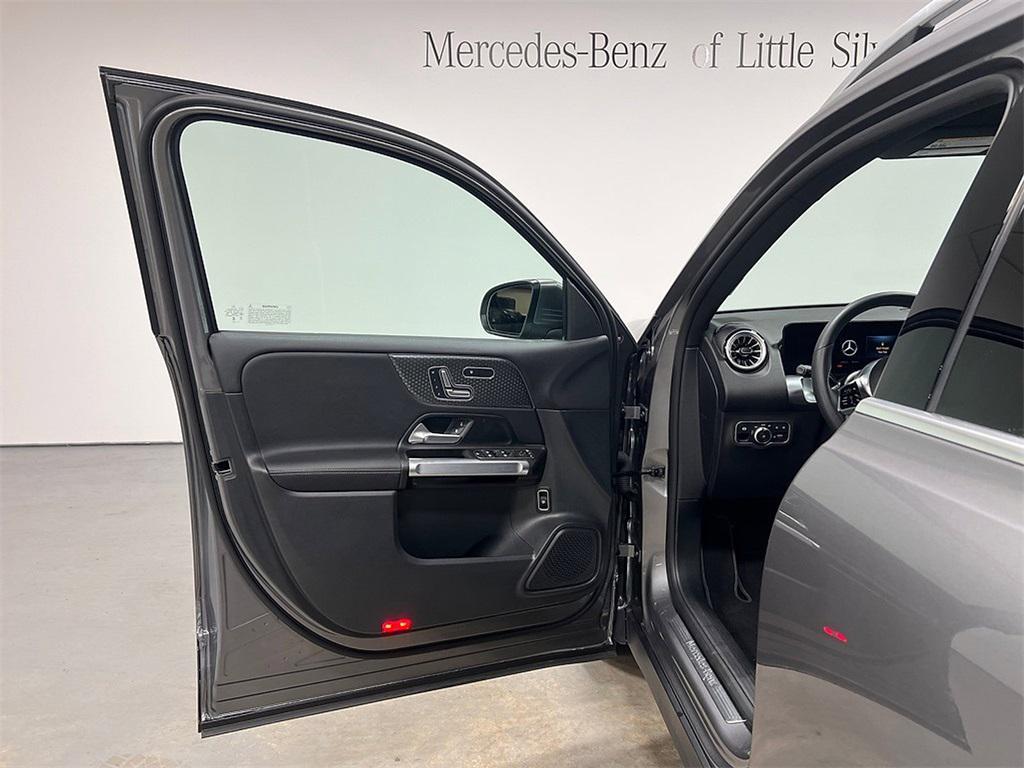 used 2025 Mercedes-Benz GLB 250 car, priced at $42,350