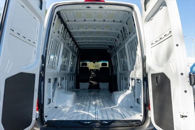 new 2024 Mercedes-Benz Sprinter 4500 car, priced at $72,625