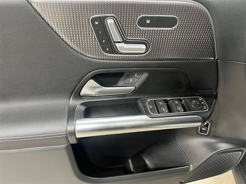 used 2021 Mercedes-Benz GLA 250 car, priced at $26,995