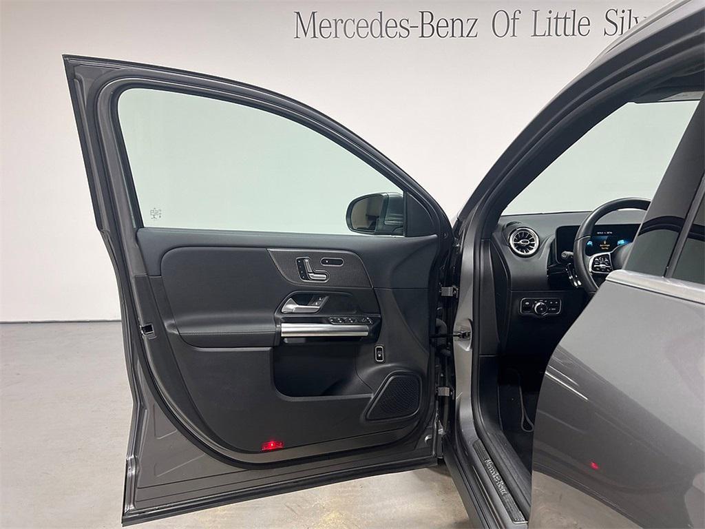 used 2021 Mercedes-Benz GLA 250 car, priced at $26,995
