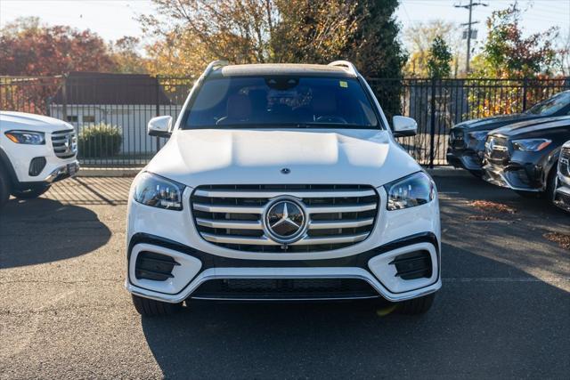 new 2025 Mercedes-Benz GLS 450 car, priced at $99,110