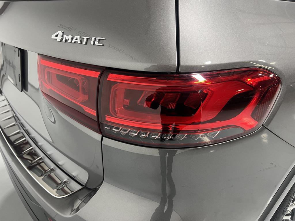 used 2021 Mercedes-Benz GLB 250 car, priced at $28,995