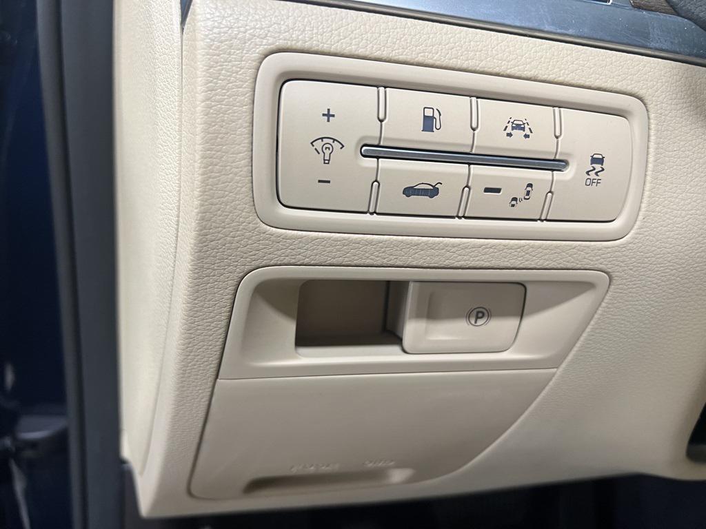 used 2018 Genesis G80 car, priced at $24,395