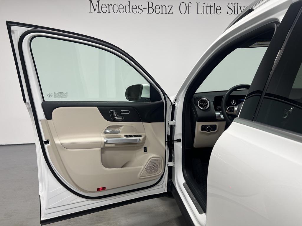 used 2025 Mercedes-Benz GLB 250 car, priced at $42,748