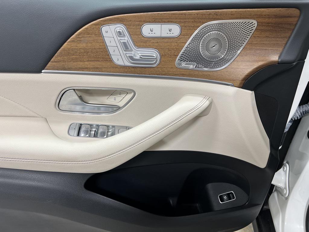 used 2023 Mercedes-Benz GLE 350 car, priced at $48,995