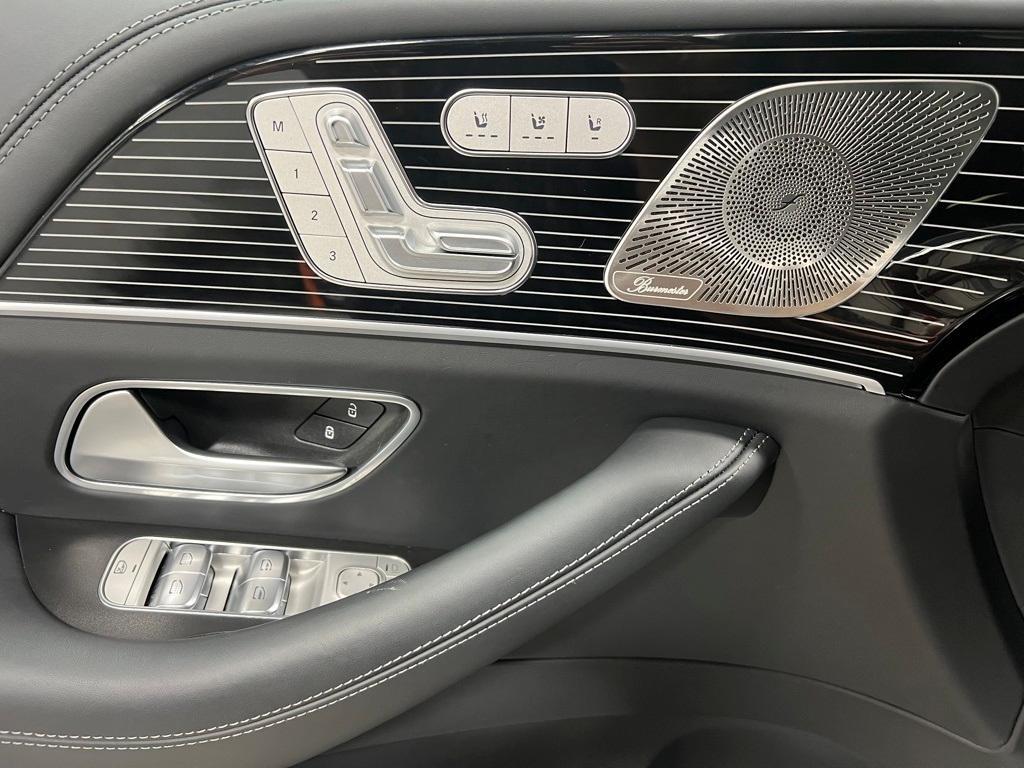 used 2023 Mercedes-Benz Maybach GLS 600 car, priced at $138,595