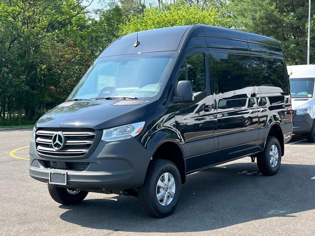 new 2025 Mercedes-Benz Sprinter 2500 car, priced at $70,951