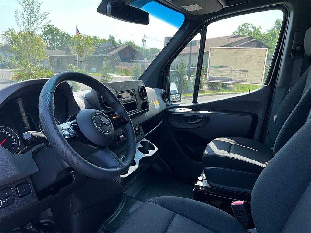 new 2025 Mercedes-Benz Sprinter 2500 car, priced at $70,951
