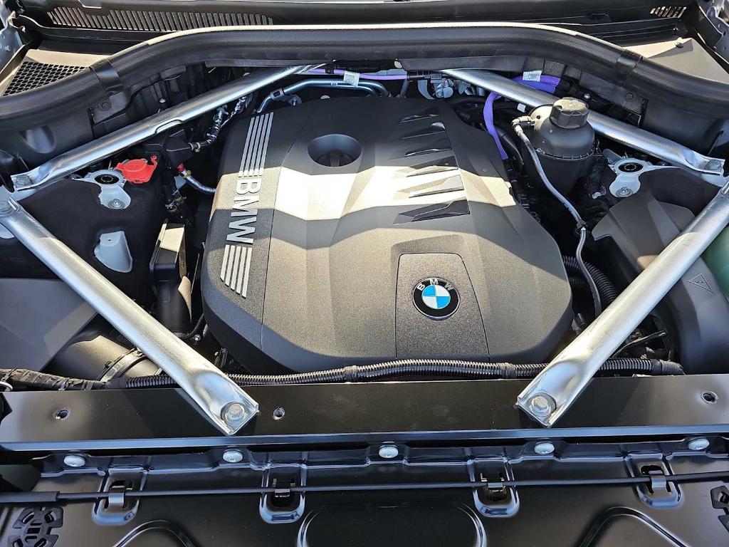 new 2026 BMW X7 car, priced at $91,125