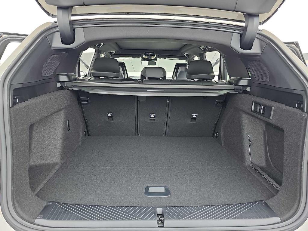 new 2026 BMW X3 car, priced at $72,175