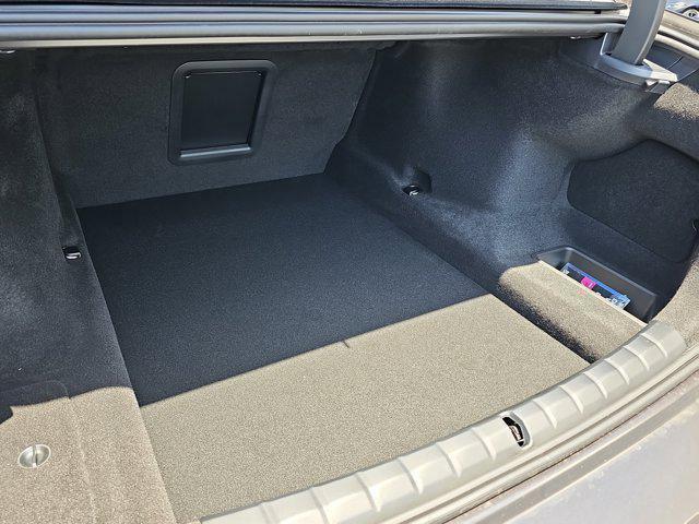 new 2025 BMW 760 car, priced at $155,470