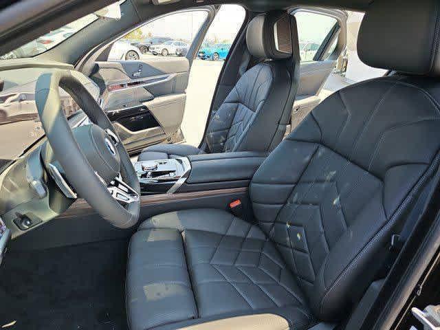 new 2025 BMW i7 car, priced at $131,025