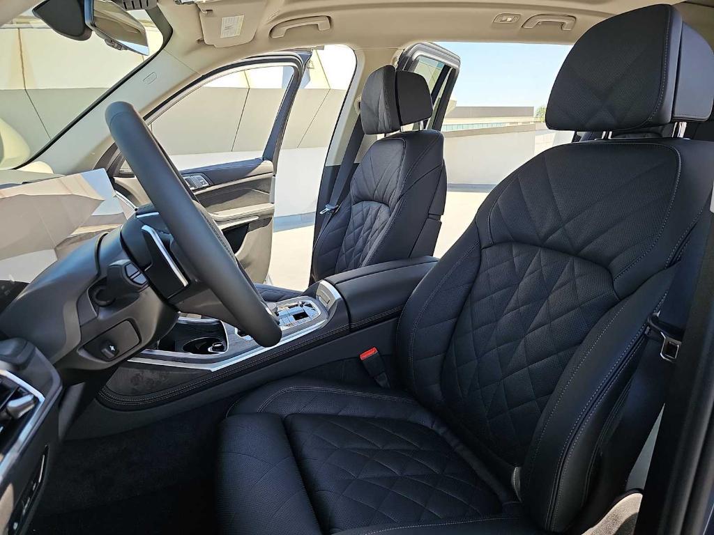 new 2026 BMW X7 car, priced at $92,475