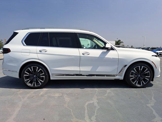 new 2025 BMW X7 car, priced at $93,045