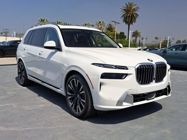 new 2025 BMW X7 car, priced at $93,045