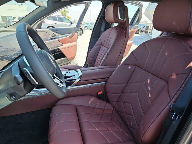 new 2025 BMW i7 car, priced at $131,025