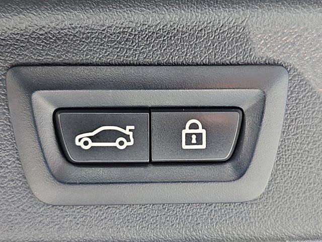 used 2022 BMW X7 car, priced at $55,995