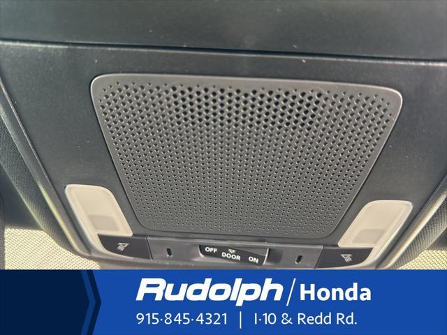 new 2025 Honda Pilot car, priced at $42,105