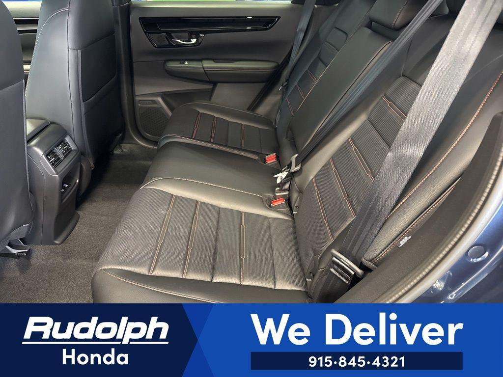 new 2026 Honda CR-V Hybrid car, priced at $43,700