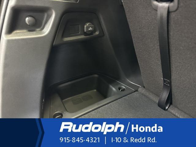 new 2025 Honda Pilot car, priced at $51,305