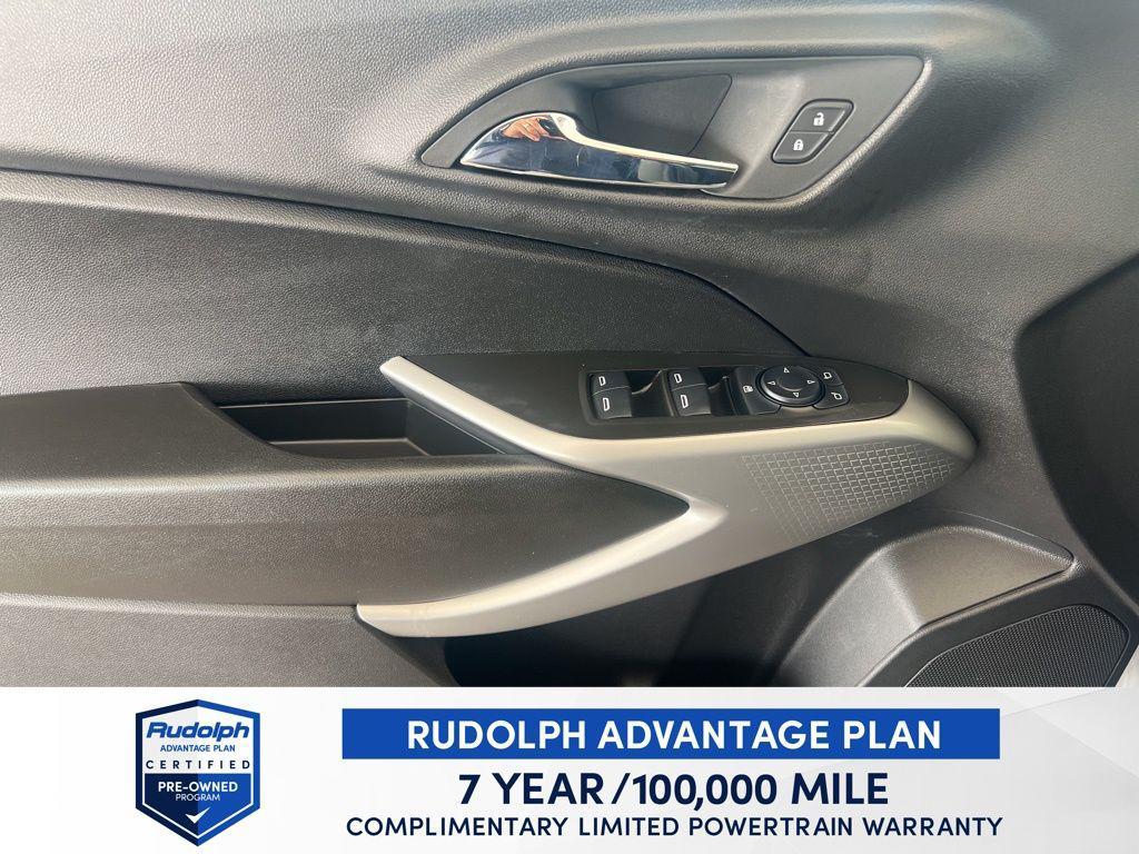 used 2024 Chevrolet Trax car, priced at $21,642