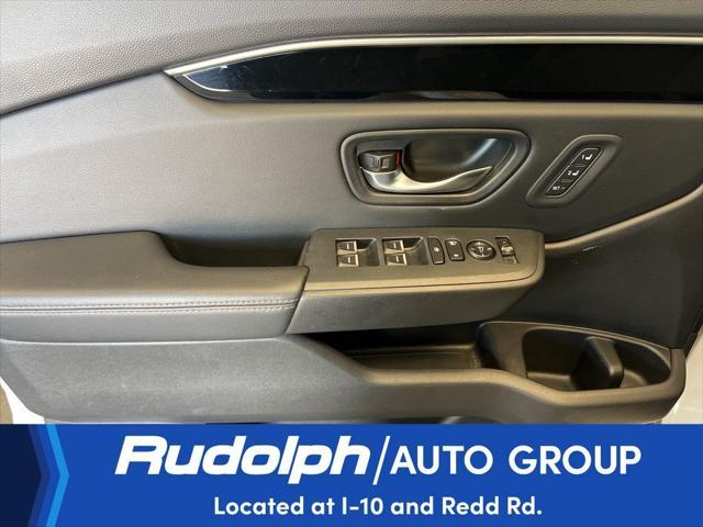used 2023 Honda Pilot car, priced at $35,916
