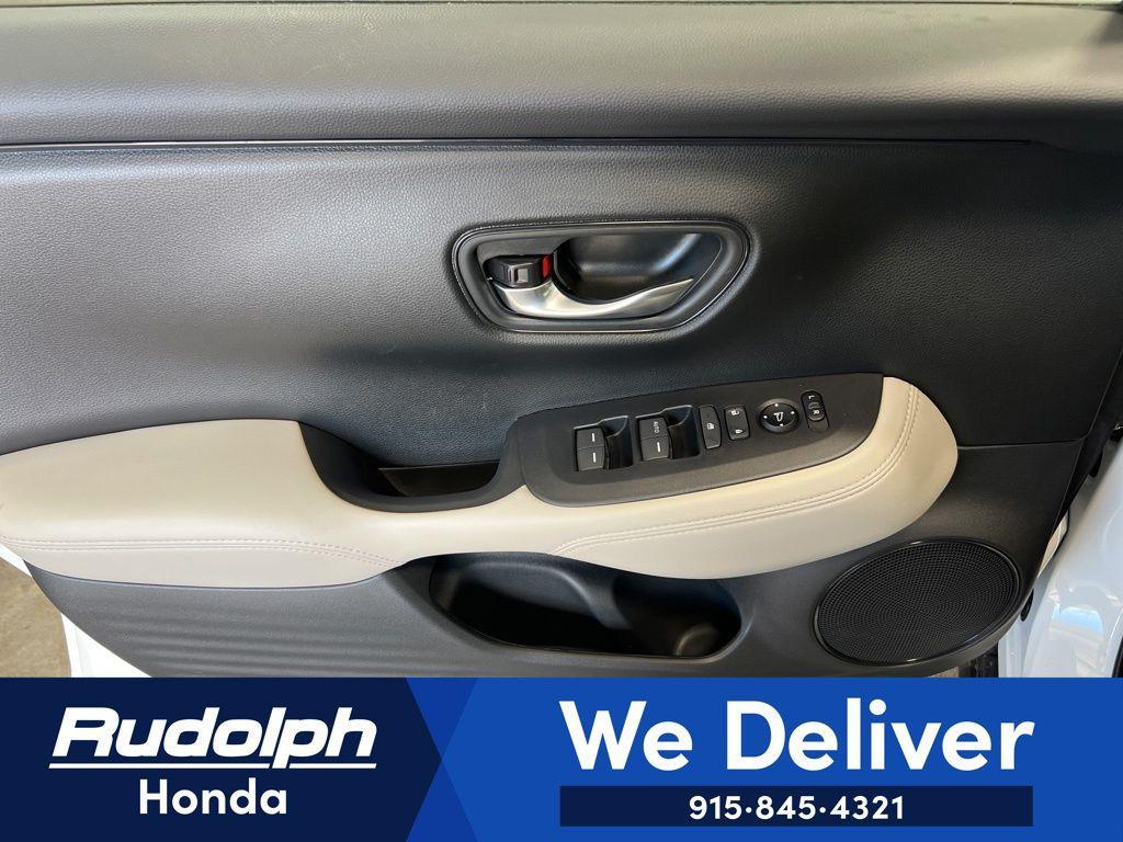 new 2026 Honda HR-V car, priced at $28,105