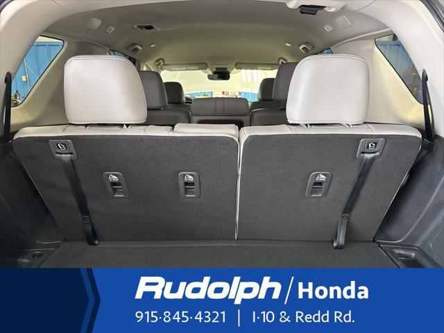 new 2025 Honda Pilot car, priced at $45,680