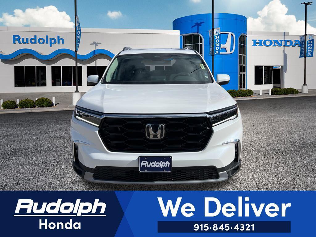 new 2025 Honda Pilot car, priced at $52,280
