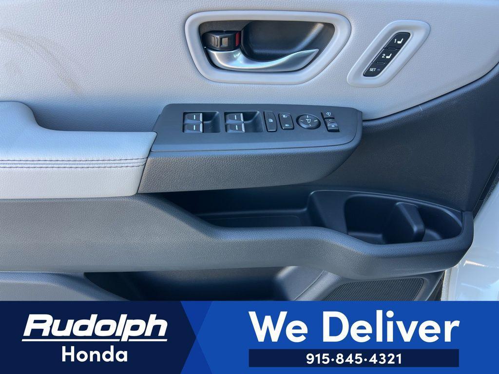 new 2025 Honda Pilot car, priced at $55,030