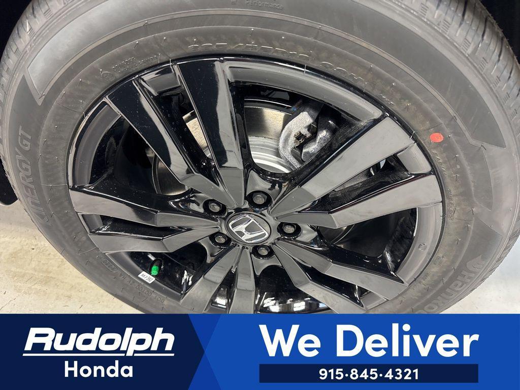 new 2026 Honda HR-V car, priced at $28,595